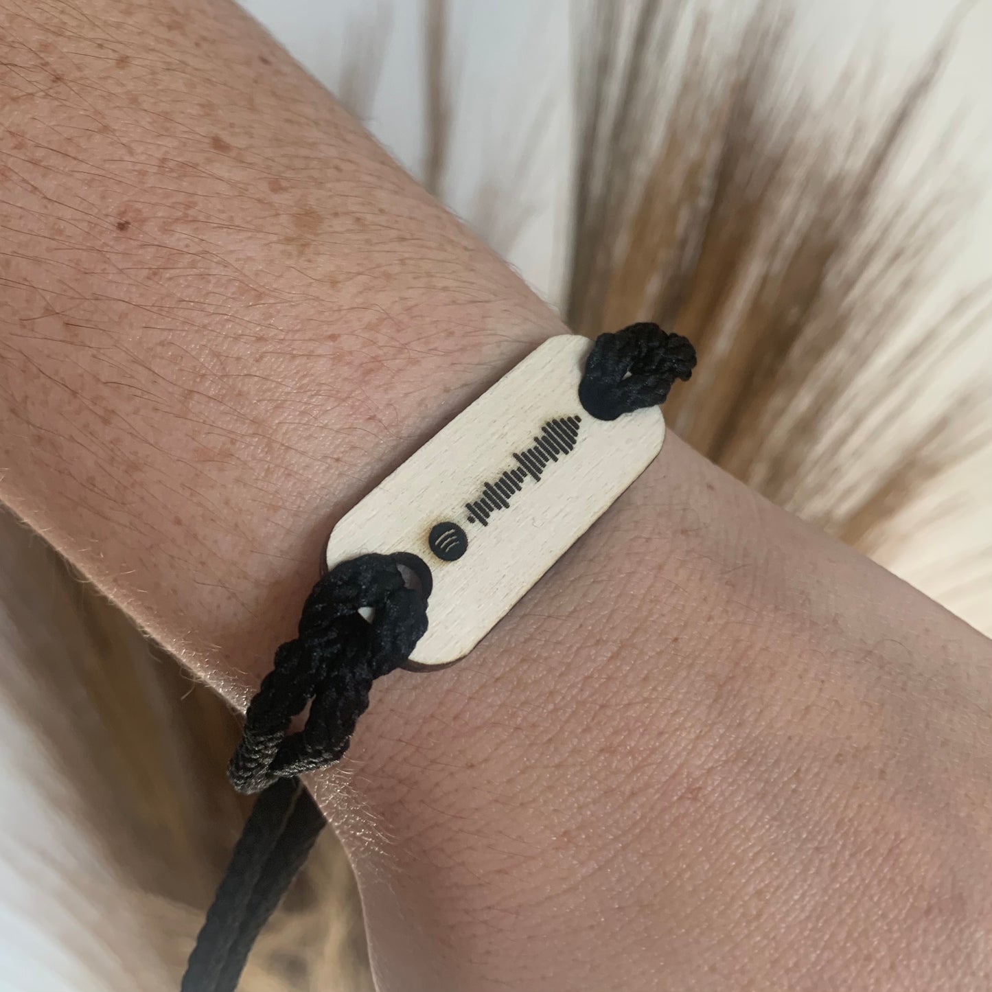 Bracelet musical noir